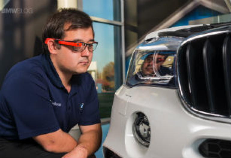 Сотрудники BMW будут испытывать новые автомобили в Google Glass