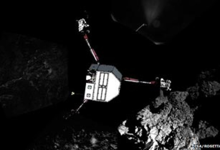 Comet landing: UK team's data bonanza from Philae