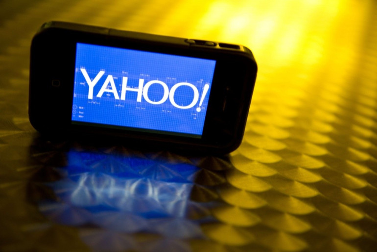 2015 թվականին առաջին անգամ Yahoo!-ն առաջ կանցնի Twitter-ից բջջային գովազդի շուկայում