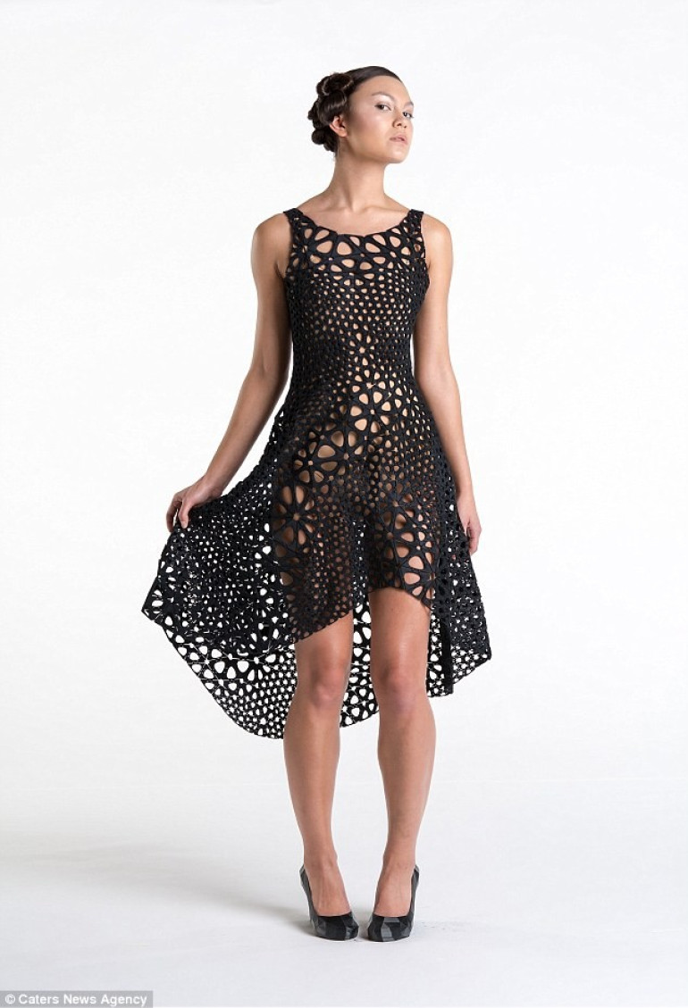 Is this the future of fashion? First-ever 4D dress created using printer