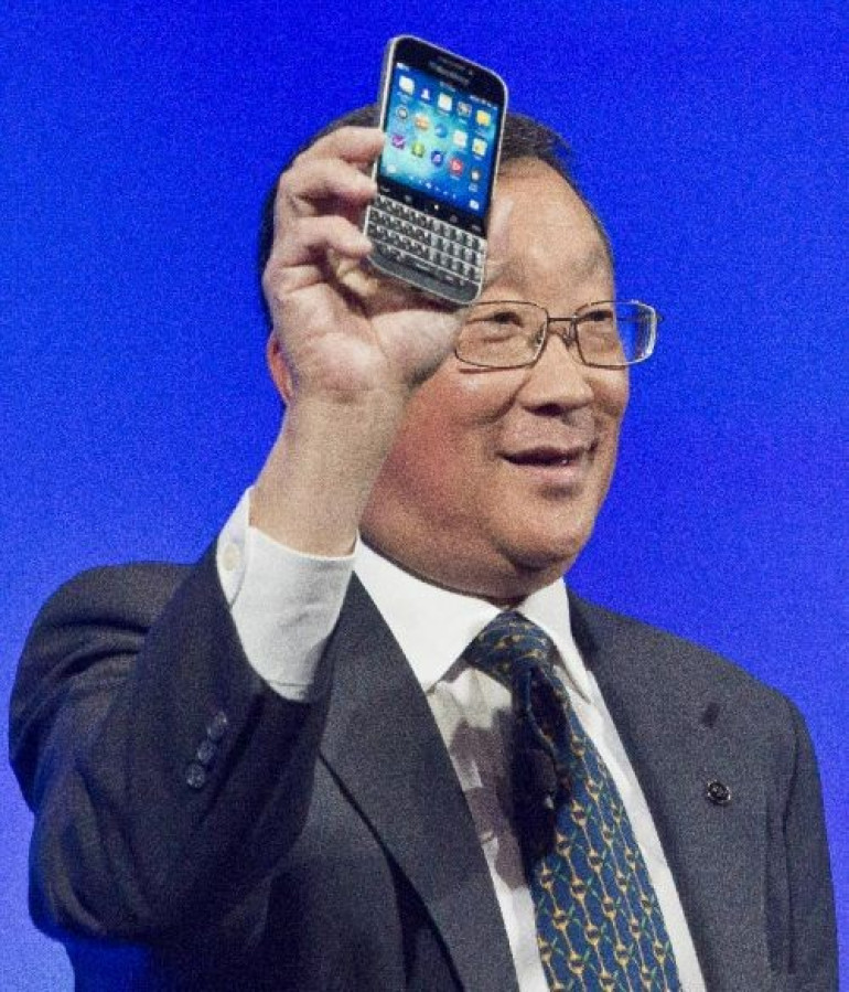 BlackBerry launches Classic in last-ditch effort