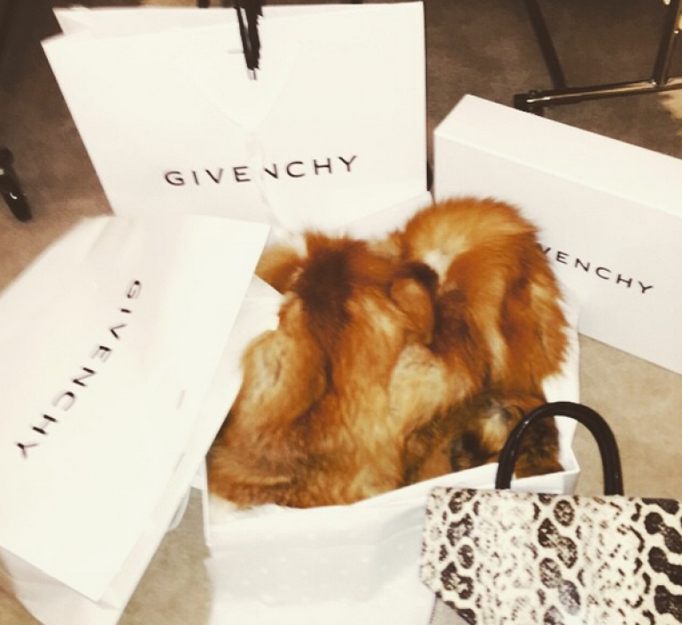 Նաոմի Քեմփբլին քննադատել են Givenchy-ի մորթե նվերի համար (լուսանկար)