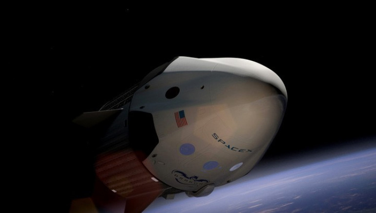 Запуск космического корабля Dragon вновь отложен