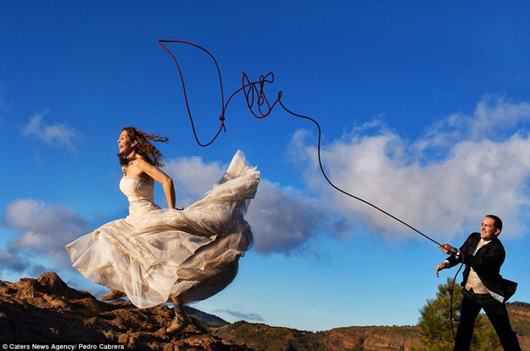 Անցյալ տարվա ամենաինքնատիպ ու զավեշտալի հարսանեկան լուսանկարները` Daily Mail-ի ֆոտոշարքում