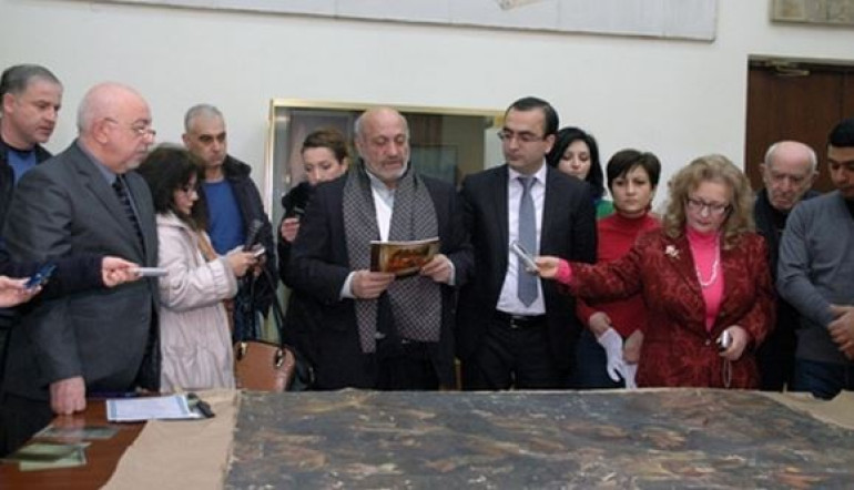 В Ереване отреставрируют одно из полотен, повествующих о Геноциде