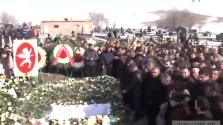 Гюмри прощается с маленьким Сережей Аветисяном