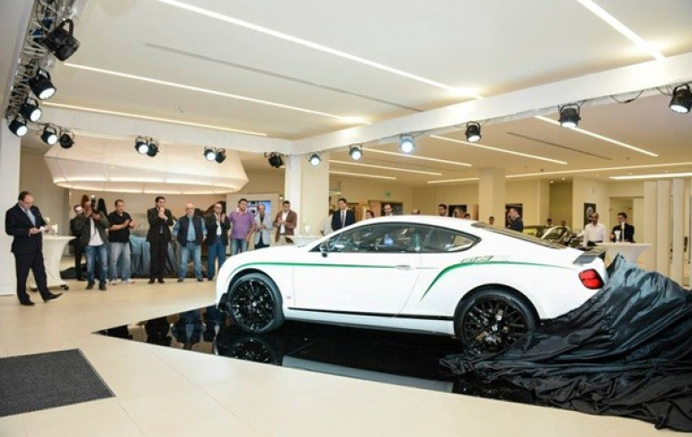 Bentley ընկերությունը ներկայացրել է Mulsanne  սեդանի «թագավորական» տարբերակը (լուսանկարներ)