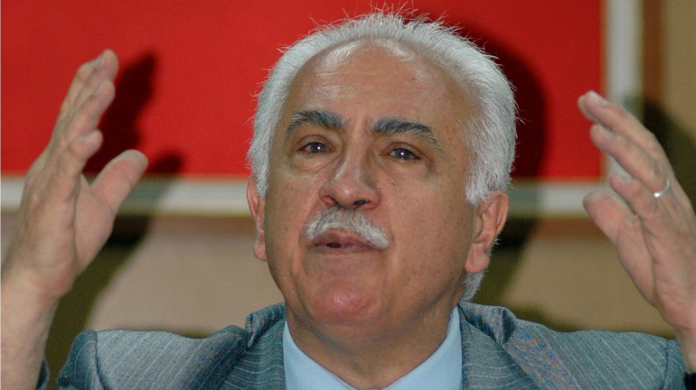 Փերինչեքը 200 հոգանոց պատվիրակության ուղեկցությամբ մեկնել է Ստրասբուրգ Փերինչեքը 200 հոգանոց պատվիրակության ուղեկցությամբ մեկնել է Ստրասբուրգ