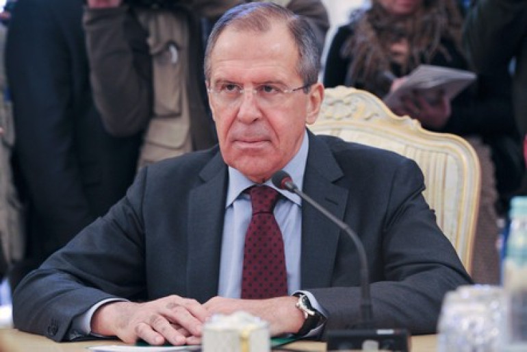 Опубликованы стихи Лаврова о загранице