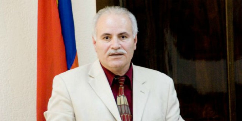 Literary Armenian needs special endearment today - publicist