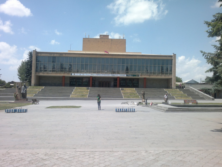 Գյումրու դրամատիկական թատրոնն «ԱՐՏԱՎԱԶԴ» մրցանակաբաշխությանը կներկայացնի 2 ներկայացում