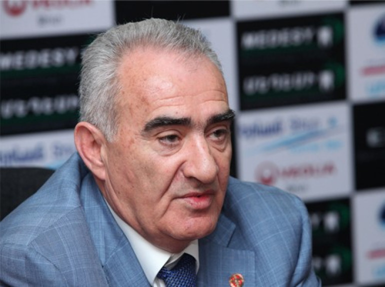 Քանի որ մենք ՌԴ-ի հետ ռազմավարական գործընկերներ ենք, երևի թե բարոյական խնդիր է. Գ. Սահակյանը՝ Ադրբեջանին զենք վաճառելու մասին
