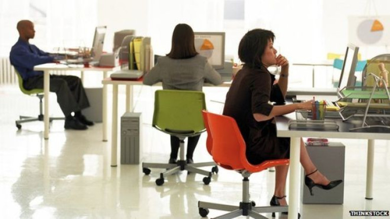 Office workers 'too sedentary'