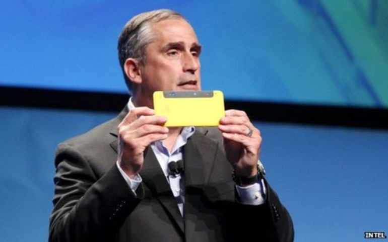 Intel RealSense 3D depth camera fitted into smartphone