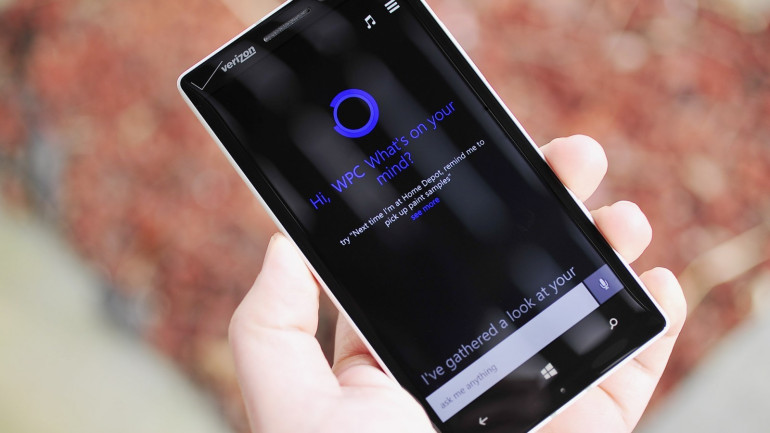 Голосовой помощник Siri научился говорить по-русски