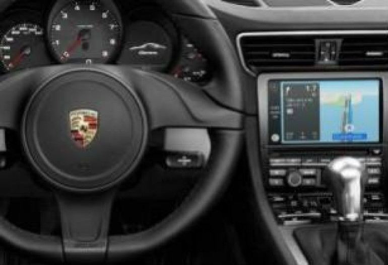 Apple CarPlay появится в автомобилях Porsche