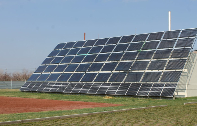 Energy of a Sunny City
