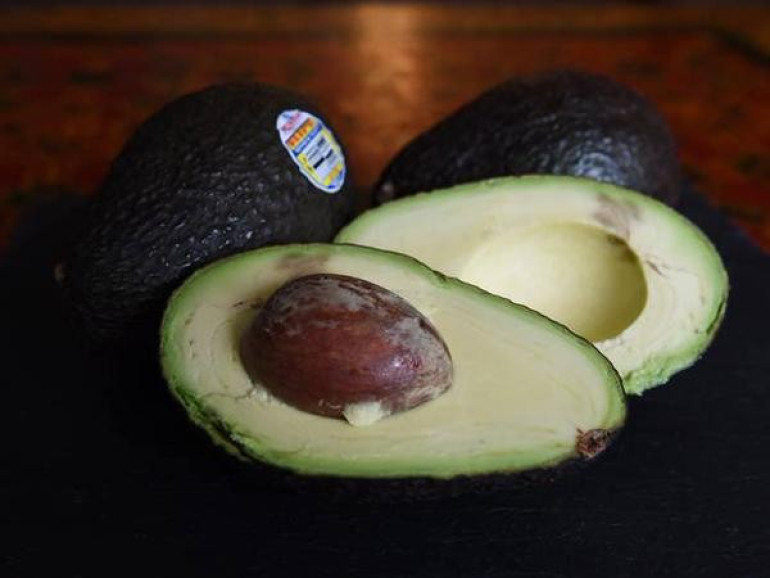 Avocado and other foods rich in vitamin E may protect lungs from air pollution