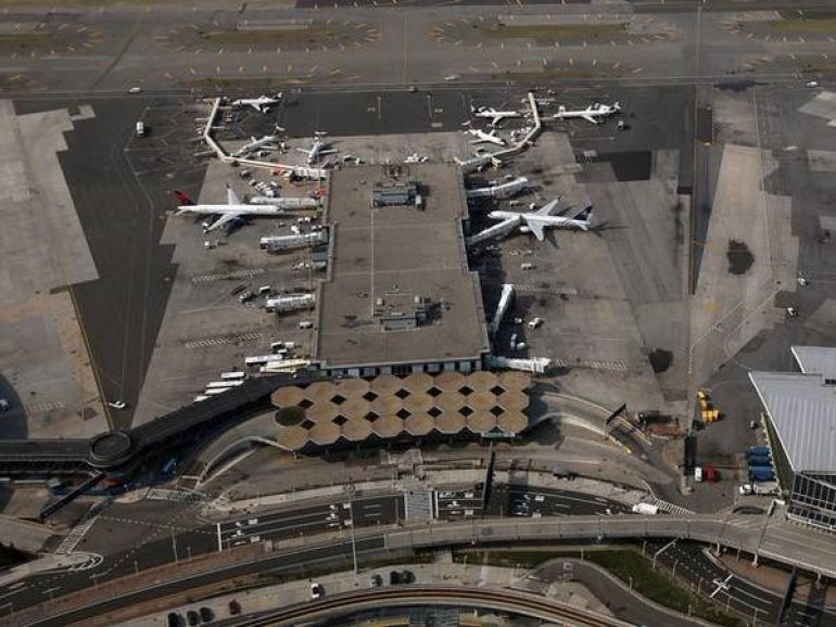 Air France-ի սովորական չվերթը ԱՄՆ ուղեկցել են ամերիկյան կործանիչները