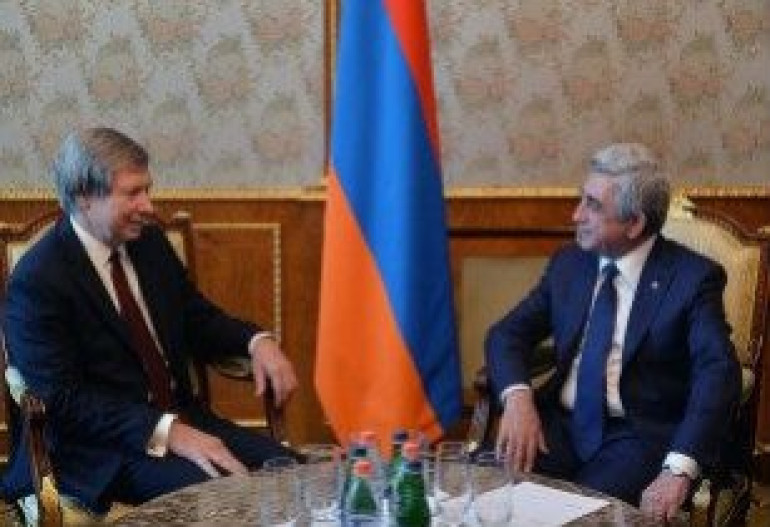 Серж Саргсян принял сопредседателя Минской группы ОБСЕ Джеймса Уорлика