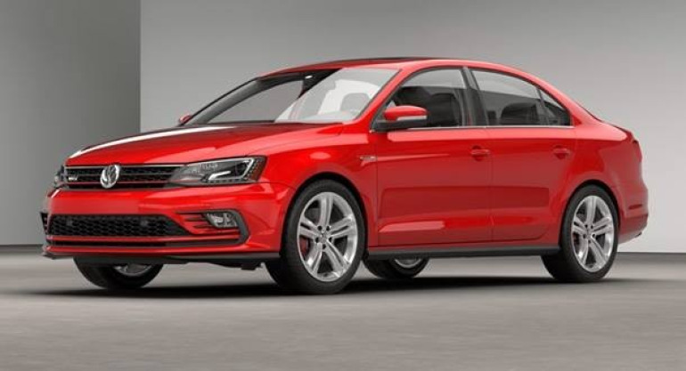 Volkswagen показал «заряженную» версию седана Jetta