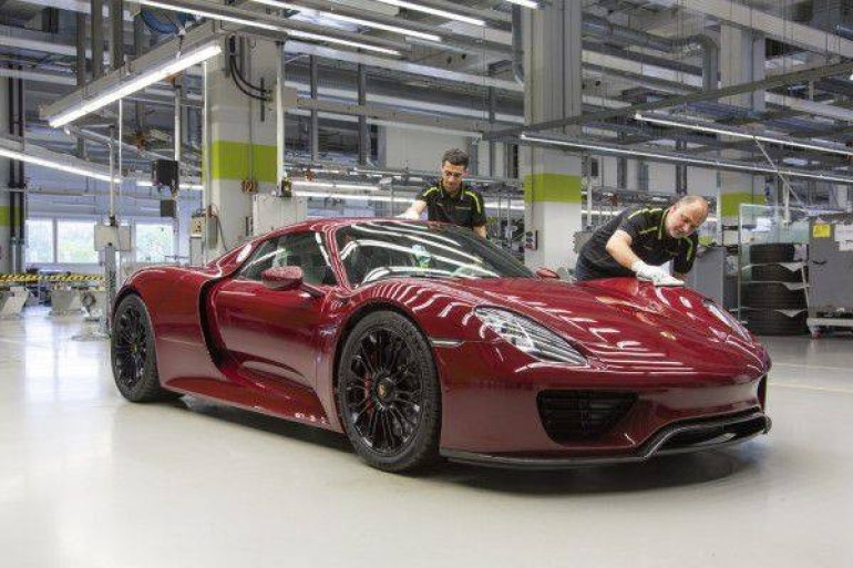 Porsche-ն թողարկել է 918 Spyder մոդելի վերջին սուպերհիբրիդը