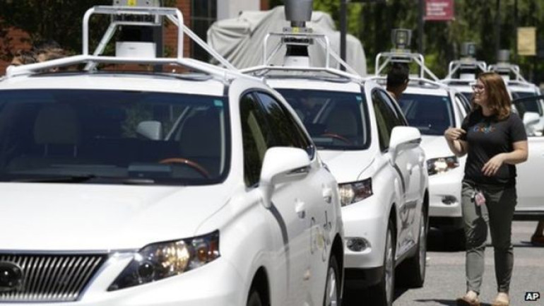 Rival self-driving cars suffer near-miss in California