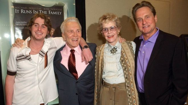 US actress Diana Douglas dies aged 92