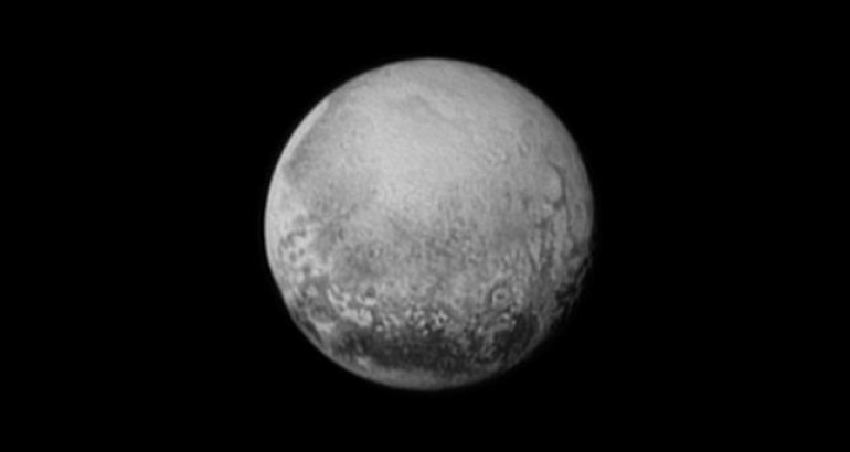 Australian tracking station to get first new images of Pluto