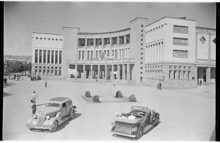 Երևանը 1939-ին. հայտնի լուսանկարչի բացառիկ աշխատանքները. ֆոտոշարք