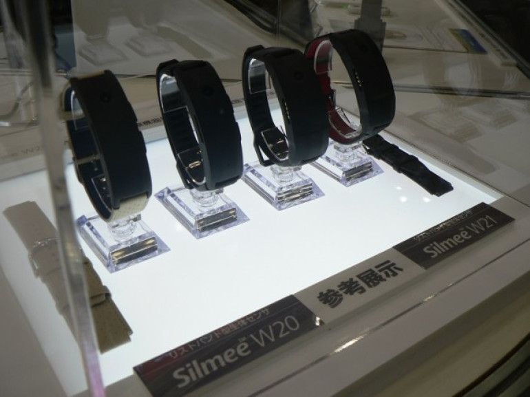 Toshiba-ն ցուցադրել է Silmee W20 և W21 ֆիթնես թևնոցների նախատիպերը