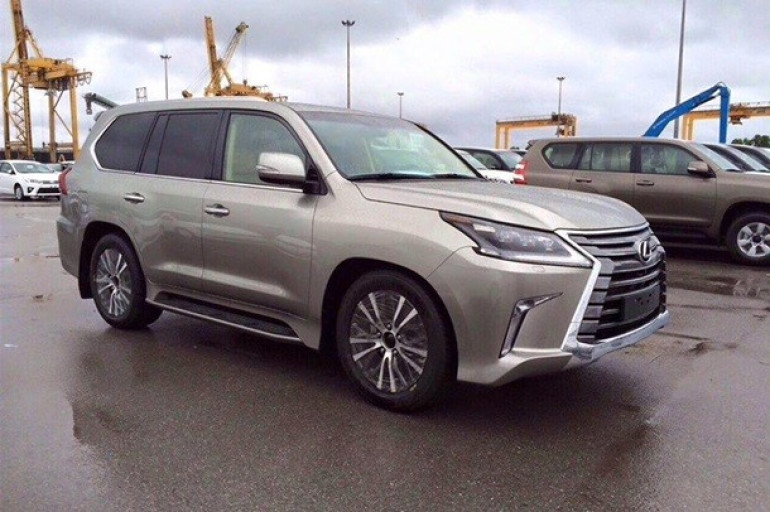 «Ֆոտոլրտեսները» լուսանկարել են թարմացված Lexus LX-ը (լուսանկարներ)