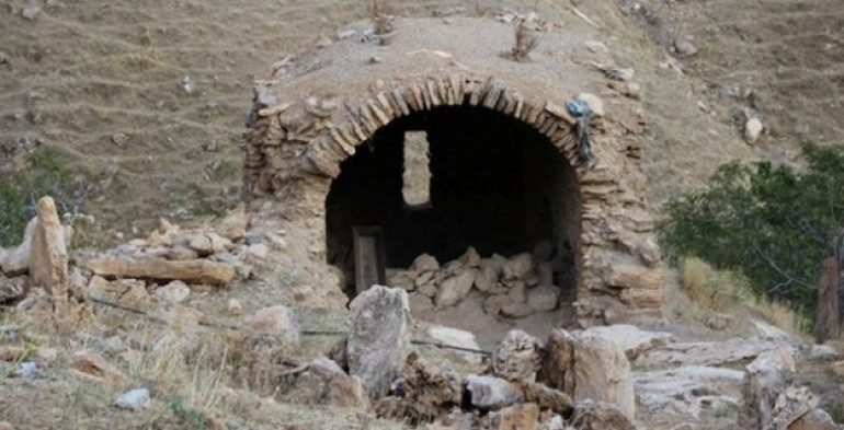 Սասունում հայկական վանք ու հարակից գերեզմանատուն են հրկիզել