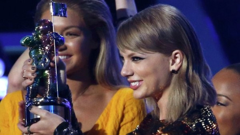 Կայացել է MTV Video Music Awards մրցանակաբաշխությունը (լուսանկարներ)
