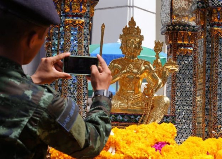 Bangkok's Erawan Shrine bomb damage repaired
