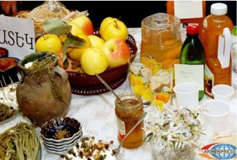 «Օձունի գանձեր» 4-րդ փառատոնը ճանաչելի է դարձնում տեղի դեղաբույսերն ու այլ բարիքները