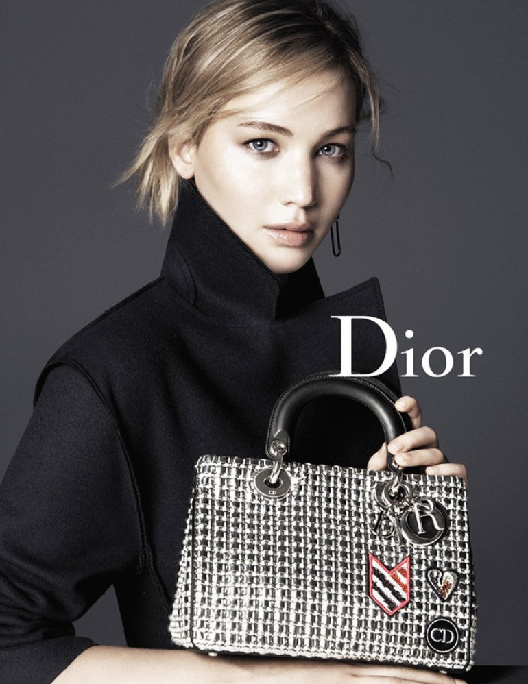 Ջենիֆեր Լոուրենսը ներկայացրել է Dior-ի նոր պայուսակները (լուսանկարներ)