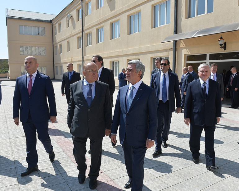 Serzh Sargsyan visits Moscow State University’s Yerevan branch Serzh Sargsyan visits Moscow State University’s Yerevan branch