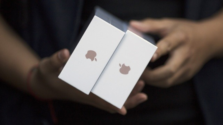 Apple ordered to pay $234m to university over patent infringement