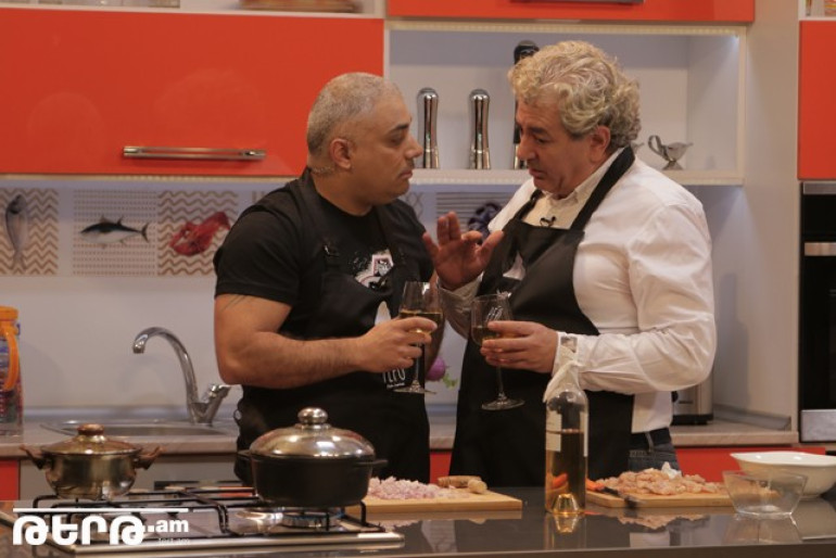 Նոյեմբերի 8-ից կիրակին Արմենիա TV-ի եթերում «Ձկան օր» կլինի՝ Եգոր Գլումովի հետ (լուսանկարներ)