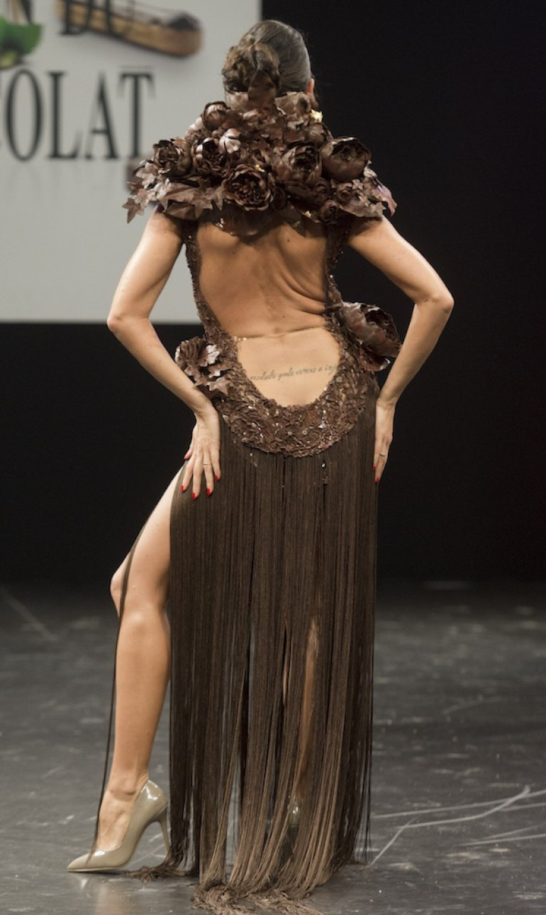 Փարիզում շոկոլադից զգեստներ են ներկայացվել. (լուսանկարներ)