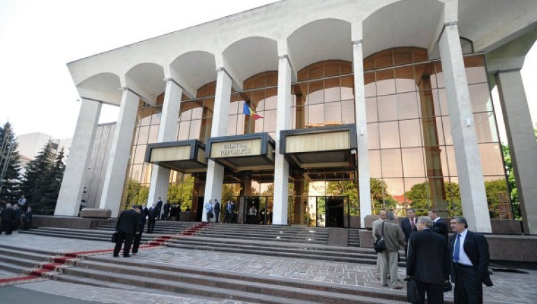 Մոլդովայի խորհրդարանն անվստահության քվե է հայտնել վարչապետին