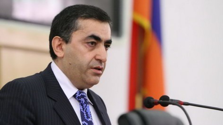 Ծագումով սիրիացի կինը միացել է ԱՄՆ-ի նախագահական մրցարշավին (լուսանկար)