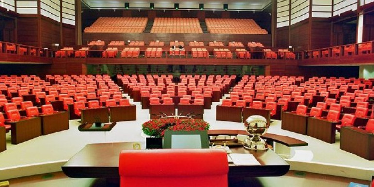 Թուրքիայի խորհրդարանում 3 հայ պատգամավոր կլինի