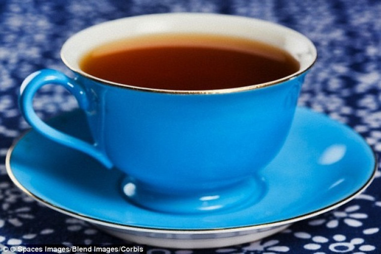 How drinking tea can keep bones strong