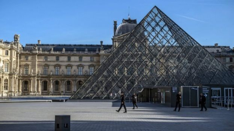 Paris museums to reopen after attacks