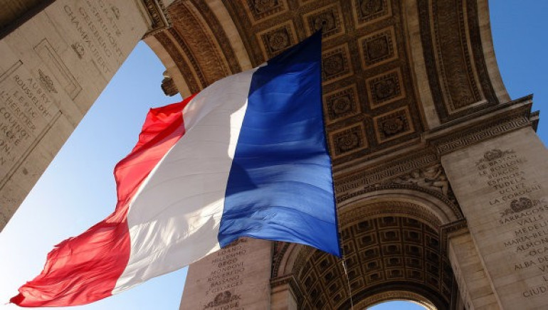 Ֆրանսիայի խորհրդարանն այսօր կքննարկի երկրում արտակարգ դրության երկարաձգման հարցը