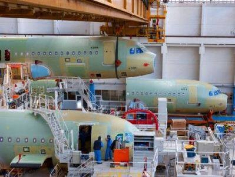 Во Франции из-за угрозы взрыва эвакуировали завод Airbus