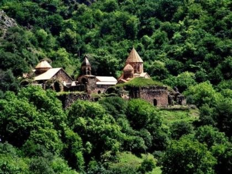 Քրիստոնեական կղզի` շրջապատված մուսուլմանական ծովով. Die Welt-ի անդրադարձը Լեռնային Ղարաբաղին