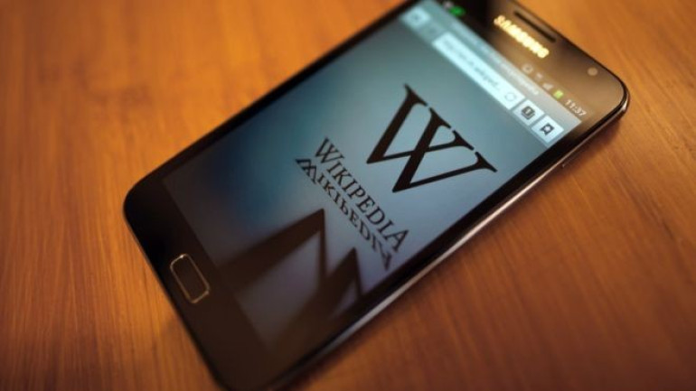 Wikipedia launches edit-checking artificial intelligence